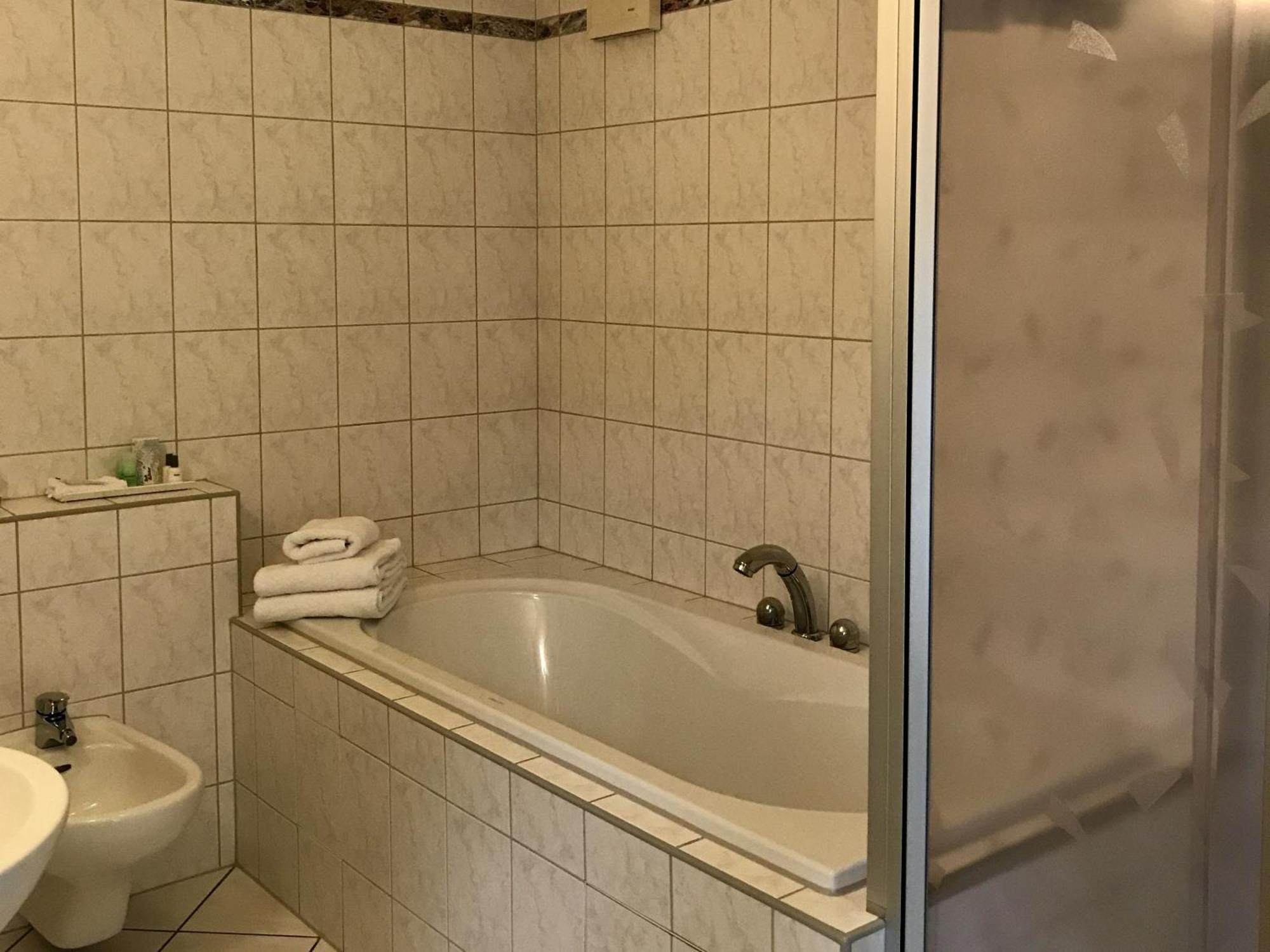 Dein Gutshof Hotel & Ferienwohnungen Görlitz Chambre photo